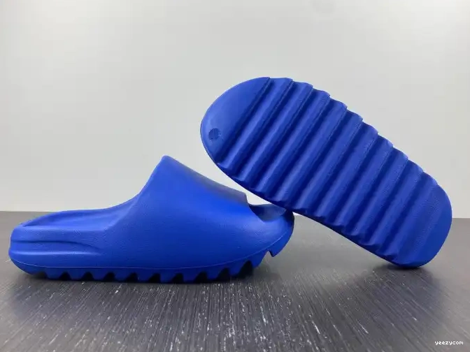 Azure Adidas Slide ID4133 Yeezy 0504